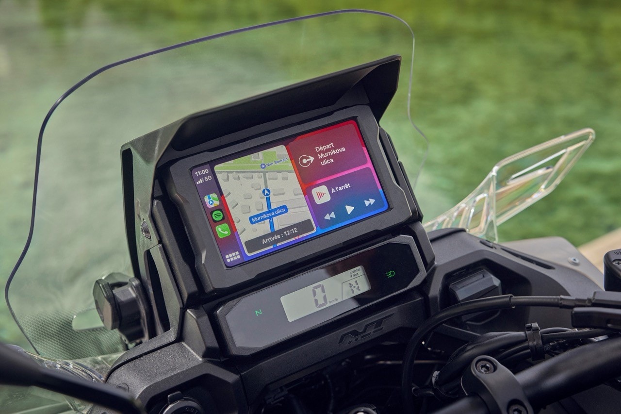 Nuova Honda NT 1100 2025: le foto